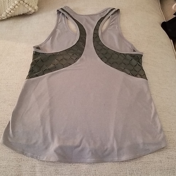 athleta yoga tops